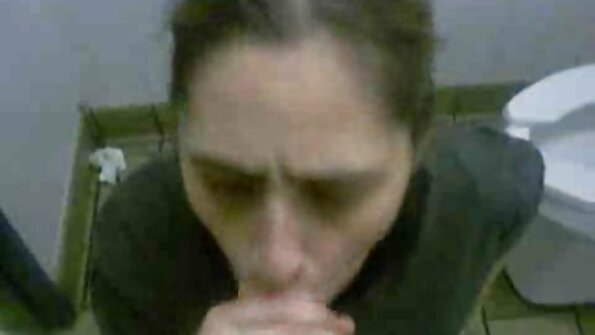 Chan cu părul verde se căsătorește cu regele afară filme porno cu babe gratis noaptea