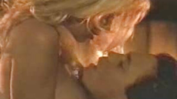 Tip dur filme porno cu babe pune femeie blonda pula in curul ei